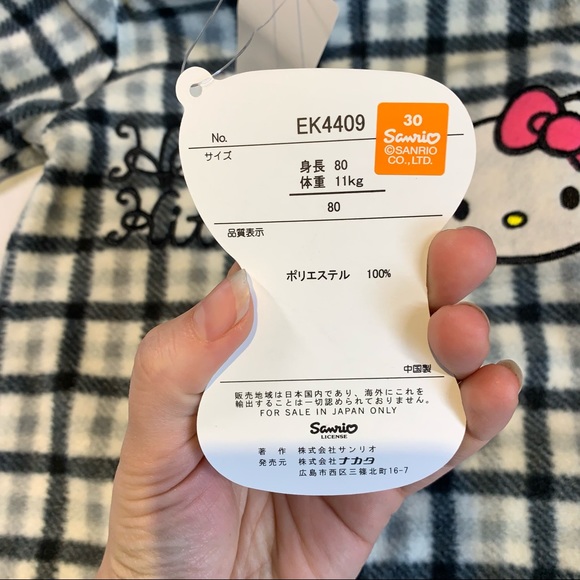 12-24m Hello Kitty NWT fleece black & white plaid sleeper - Picture 4 of 4